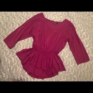 Button back 3/4 sleeve peplum top